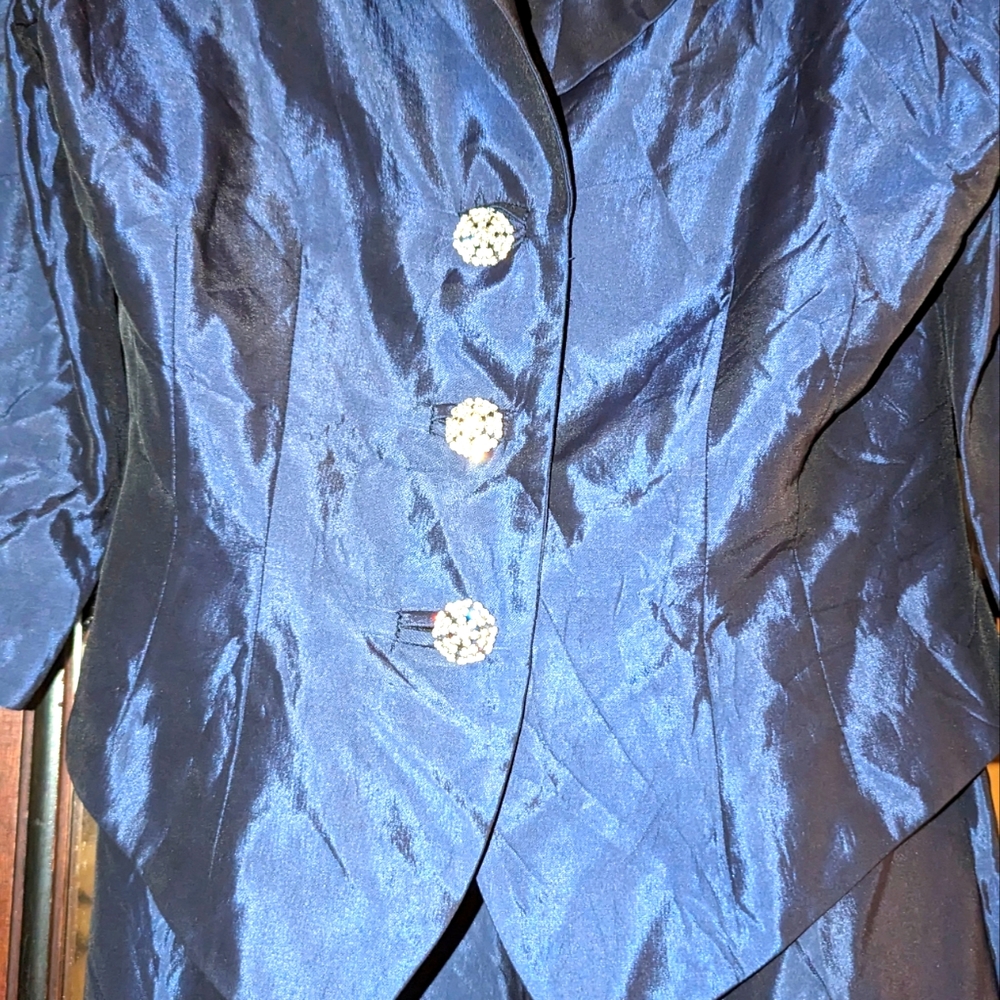 JS Collections size 10 navy skirt suit vintage.